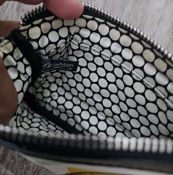 Brighton Pouch - Picture 4 of 5